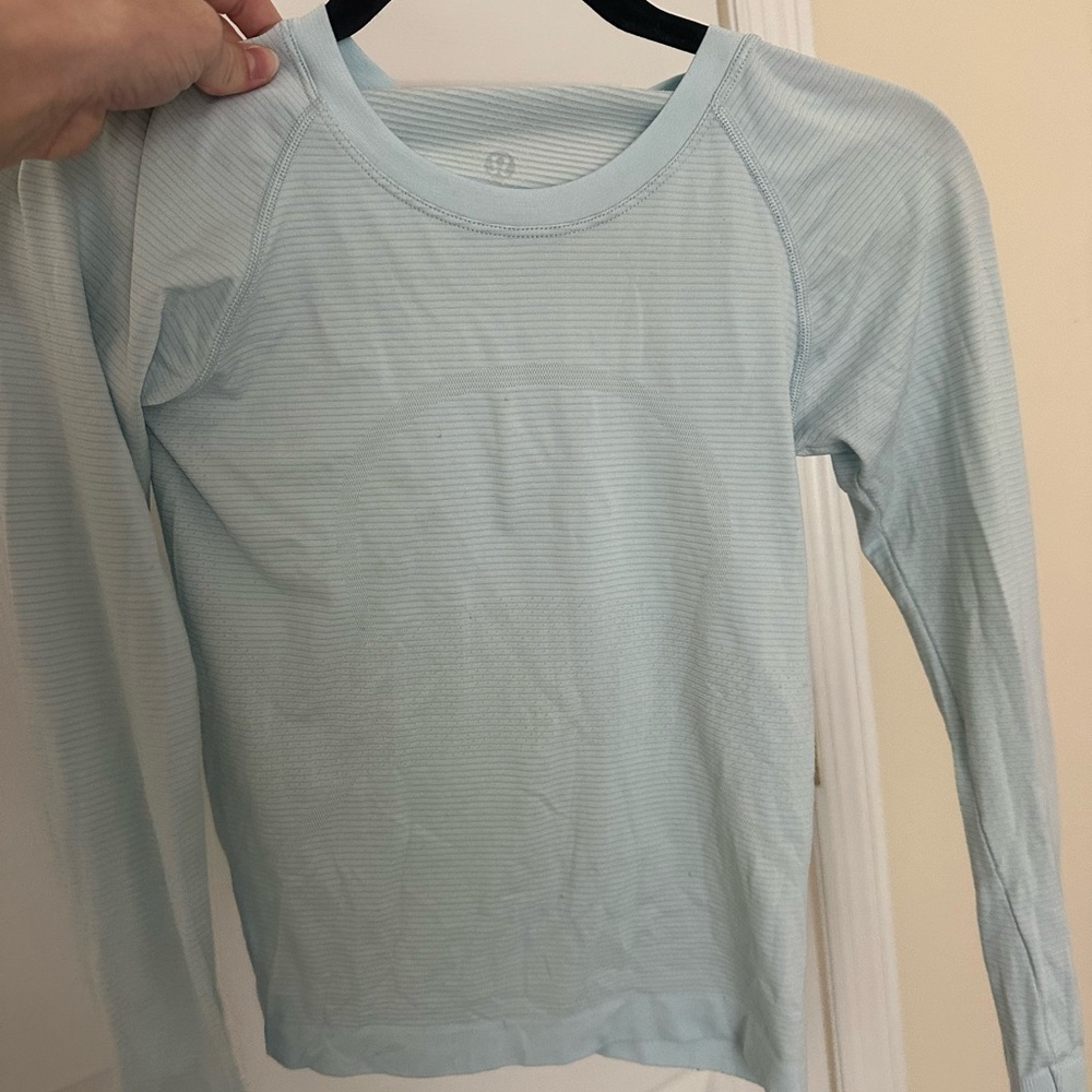Long sleeve swiftly tech light blue Lulu lemon